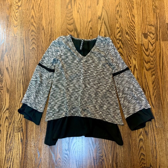 Grey & Black Sweater - Picture 2 of 4